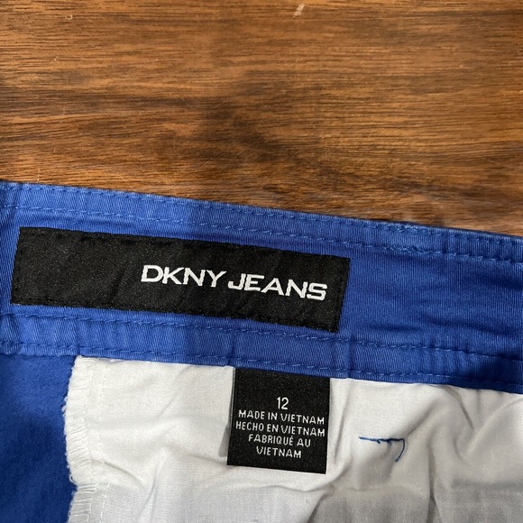 DKNY Jeans Shorts Women 12 Blue Chino Flat Front - Picture 6 of 11